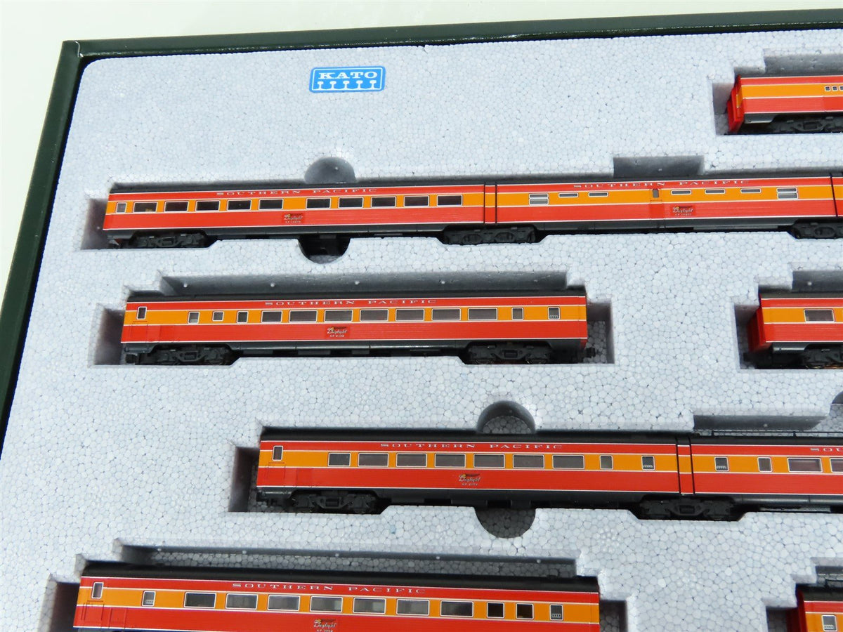 N Scale KATO 106-060 SP &quot;Morning Daylight&quot; Passenger 10-Car Set w/Display Track