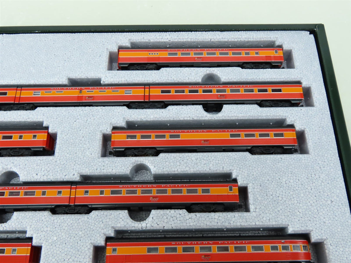 N Scale KATO 106-060 SP &quot;Morning Daylight&quot; Passenger 10-Car Set w/Display Track