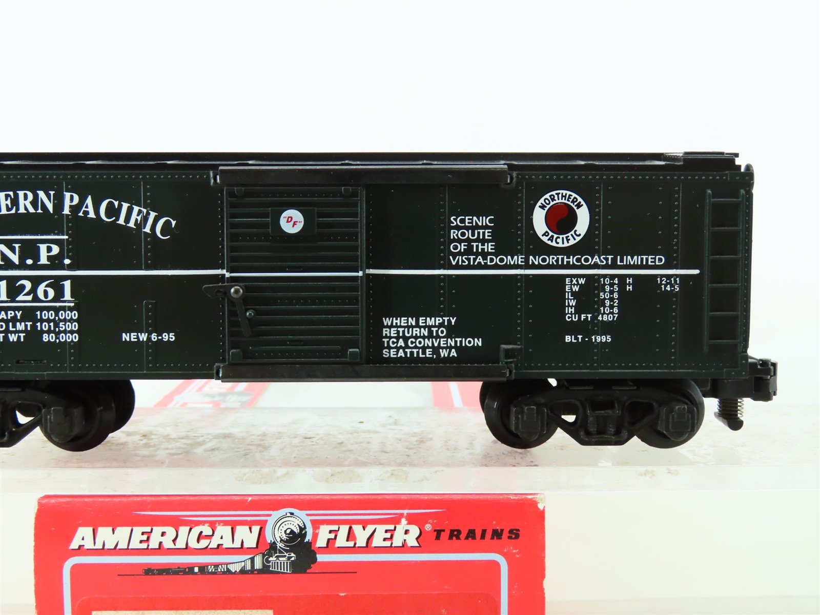 S Scale American Flyer 6-48492 NP Northern Pacific TCA 40' Box Car #1261