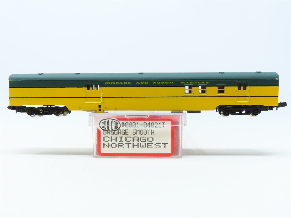 N Scale Con-Cor 0001-04021T CNW Chicago Northwestern Baggage Passenger Car