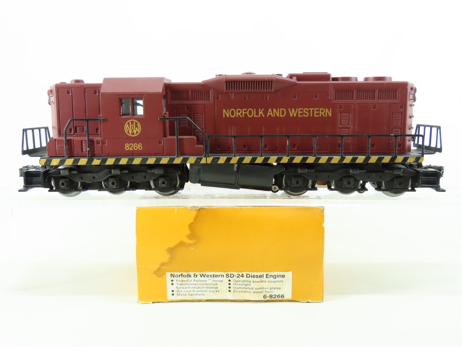 O Gauge 3-Rail Lionel Limited Edition 6-8266 N&W Norfolk & Western SD24 Diesel