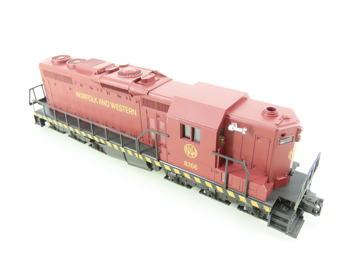 O Gauge 3-Rail Lionel Limited Edition 6-8266 N&amp;W Norfolk &amp; Western SD24 Diesel