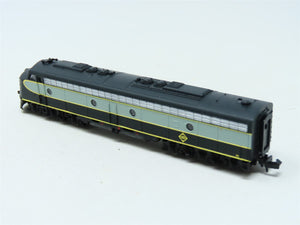 N Scale Life-Like 7186 Erie Railway E8A Diesel Locomotive #824