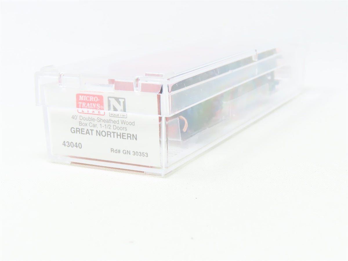 N Scale Micro-Trains MTL 43040 GN Great Northern 40&#39; Wood Box Car #30353