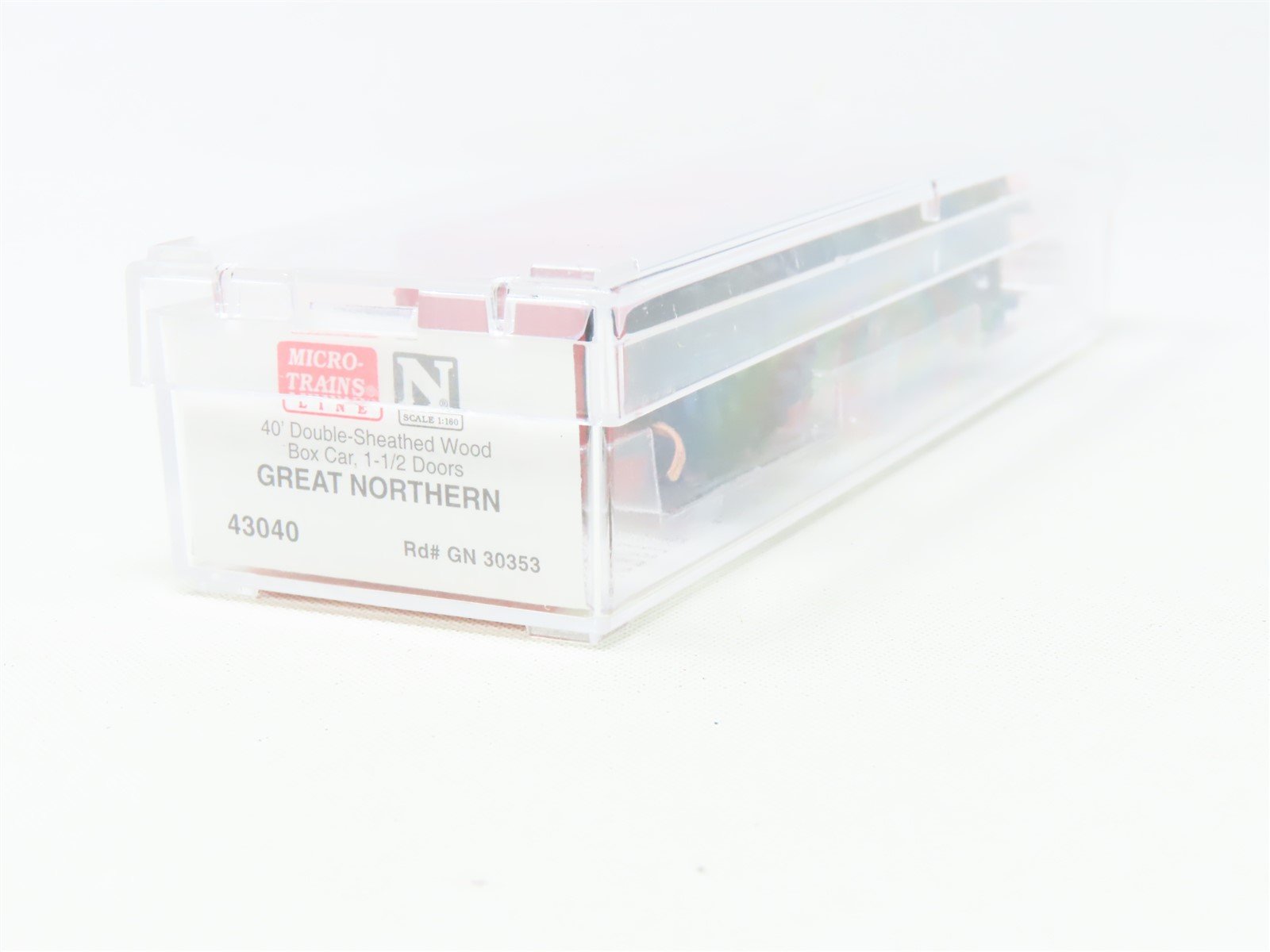 N Scale Micro-Trains MTL 43040 GN Great Northern 40' Wood Box Car #30353