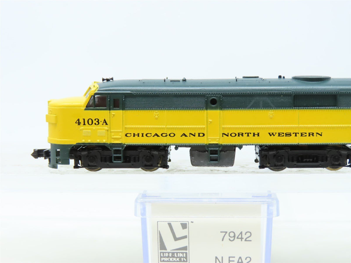 N Scale Life-Like 7942 CNW Chicago &amp; Northwestern FA2 Diesel Locomotive #4103A