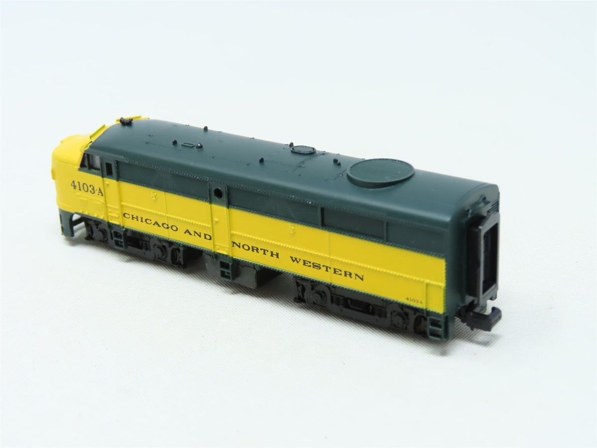 N Scale Life-Like 7942 CNW Chicago &amp; Northwestern FA2 Diesel Locomotive #4103A