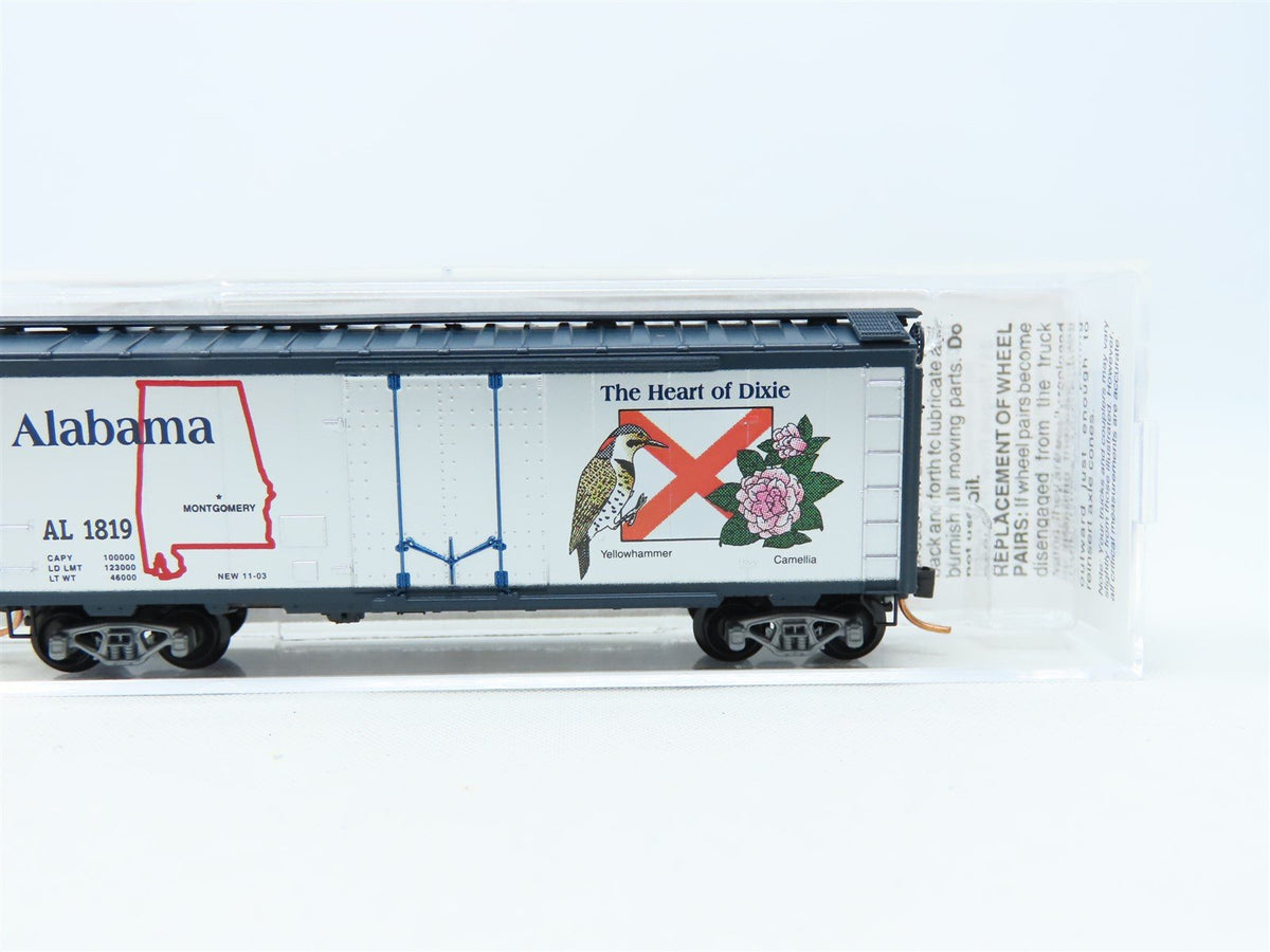 N Scale Micro-Trains MTL 21372 AL Alabama State Car 40&#39; Plug Door Box Car #1819