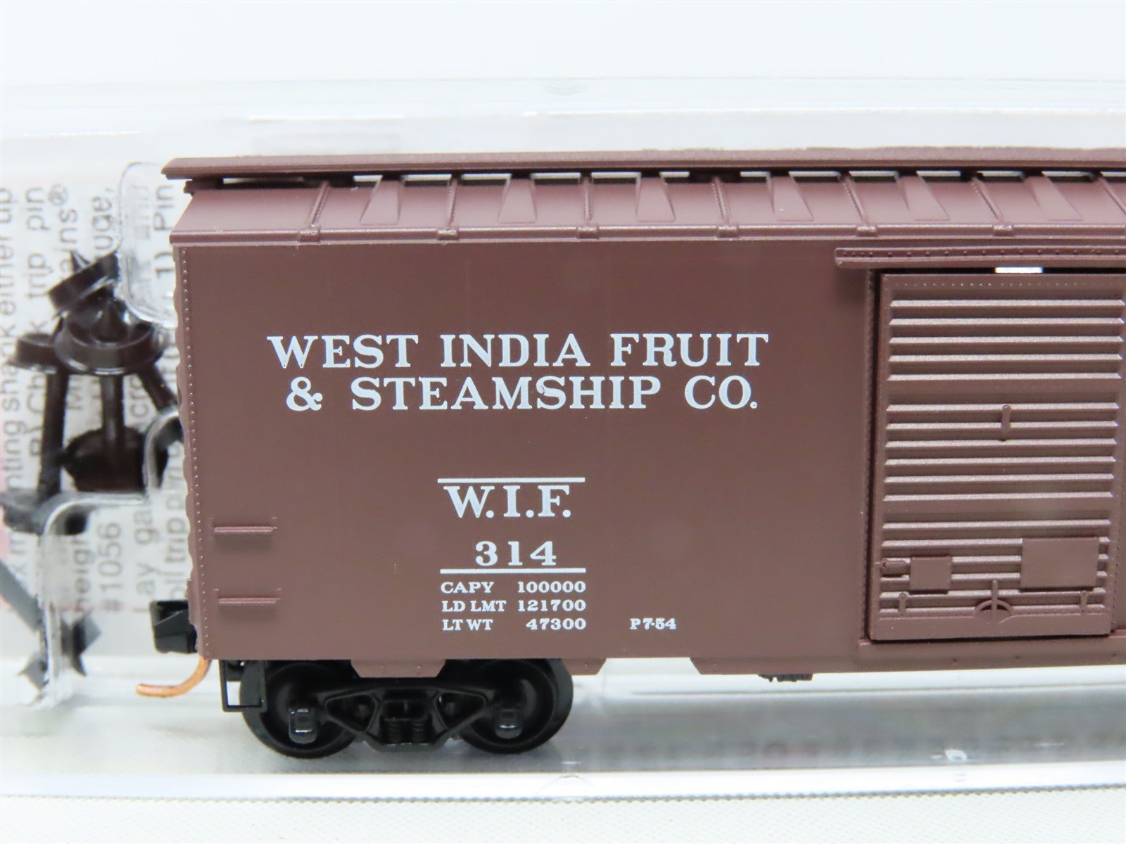 N Scale Micro-Trains MTL 20370 WIF West India Fruit 40' Single Door Box Car #314