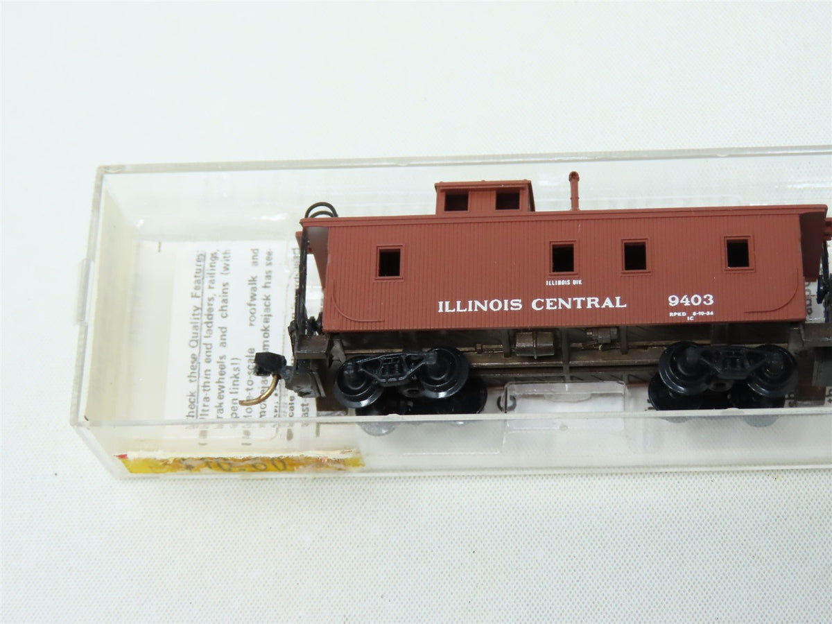 N Micro-Trains MTL #50030 IC Illinois Central 34&#39; Wood Sheathed Caboose #9403