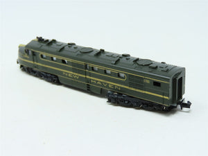 N Scale Con-Cor 2402 NH New Haven DL109 Diesel Locomotive #0700