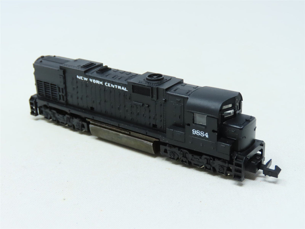 N Scale Con-Cor 2259 PC Penn Central C628 Diesel Locomotive #9884 Custom