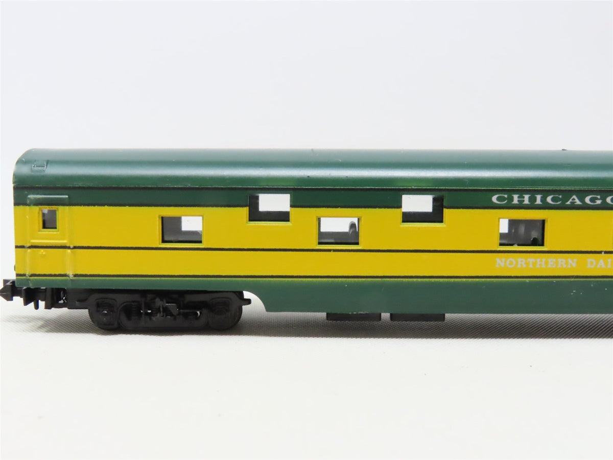 N Con-Cor 0001-04011T CNW Chicago North Western Passenger &#39;Northern Dairyland&#39;