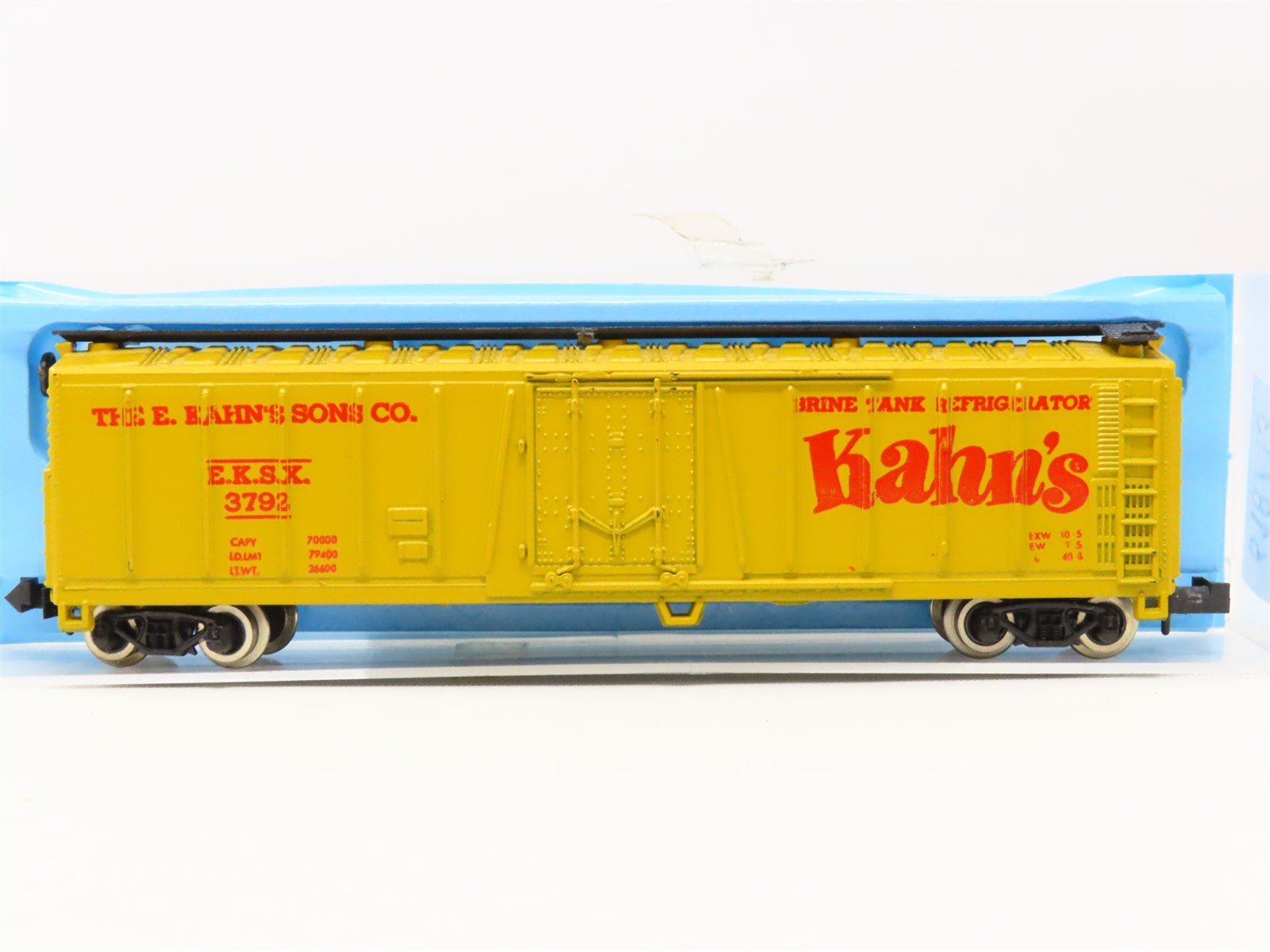 N Scale AHM Minitrains 4454M EKSX Kahn's 50' Mechanical Reefer #3792