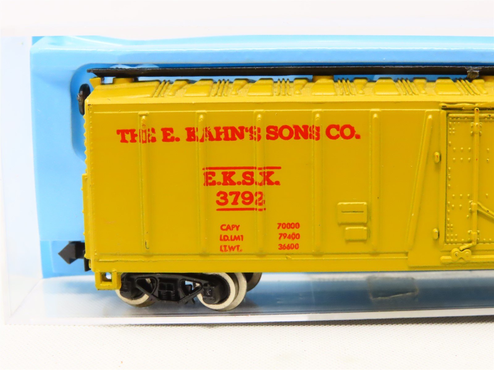 N Scale AHM Minitrains 4454M EKSX Kahn's 50' Mechanical Reefer #3792