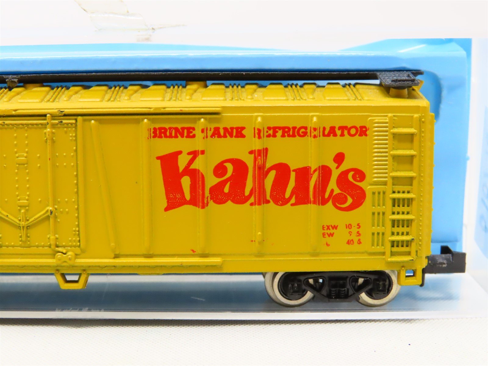 N Scale AHM Minitrains 4454M EKSX Kahn's 50' Mechanical Reefer #3792