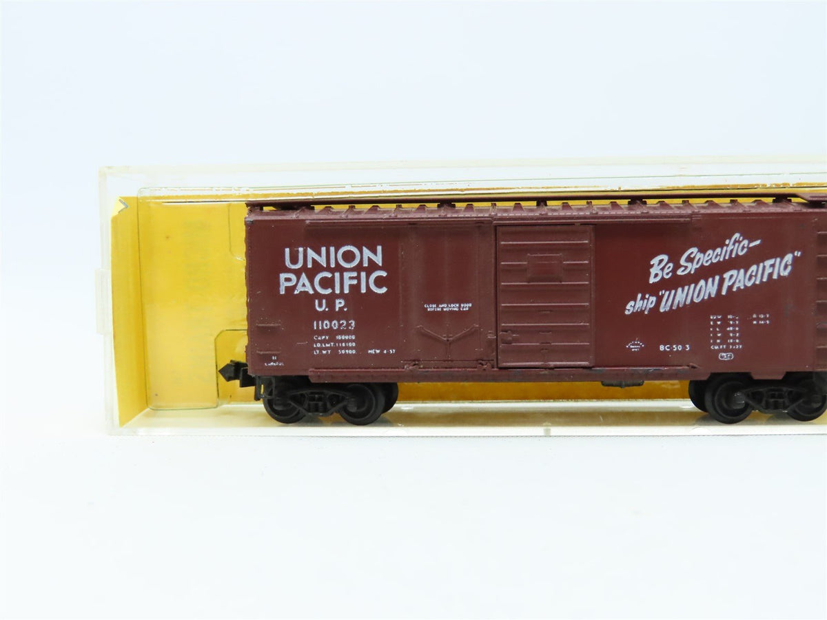 N Kadee Micro-Trains MTL 22080-1 UP &quot;Be Specific&quot; 40&#39; Boxcar 110023 - Blue Label