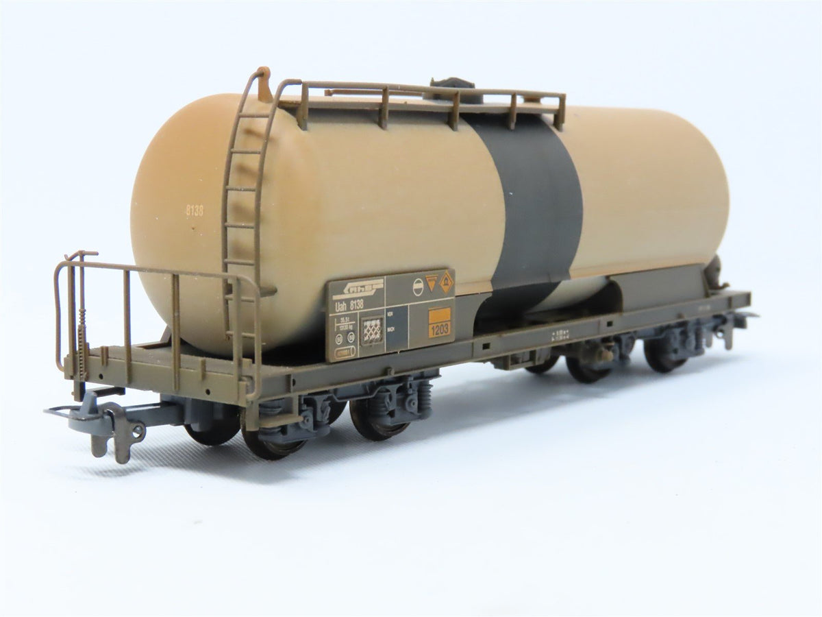 HOm Scale Bemo 2285-118 RhB Rhaetian Railway Tank Car #8138 - Weathered