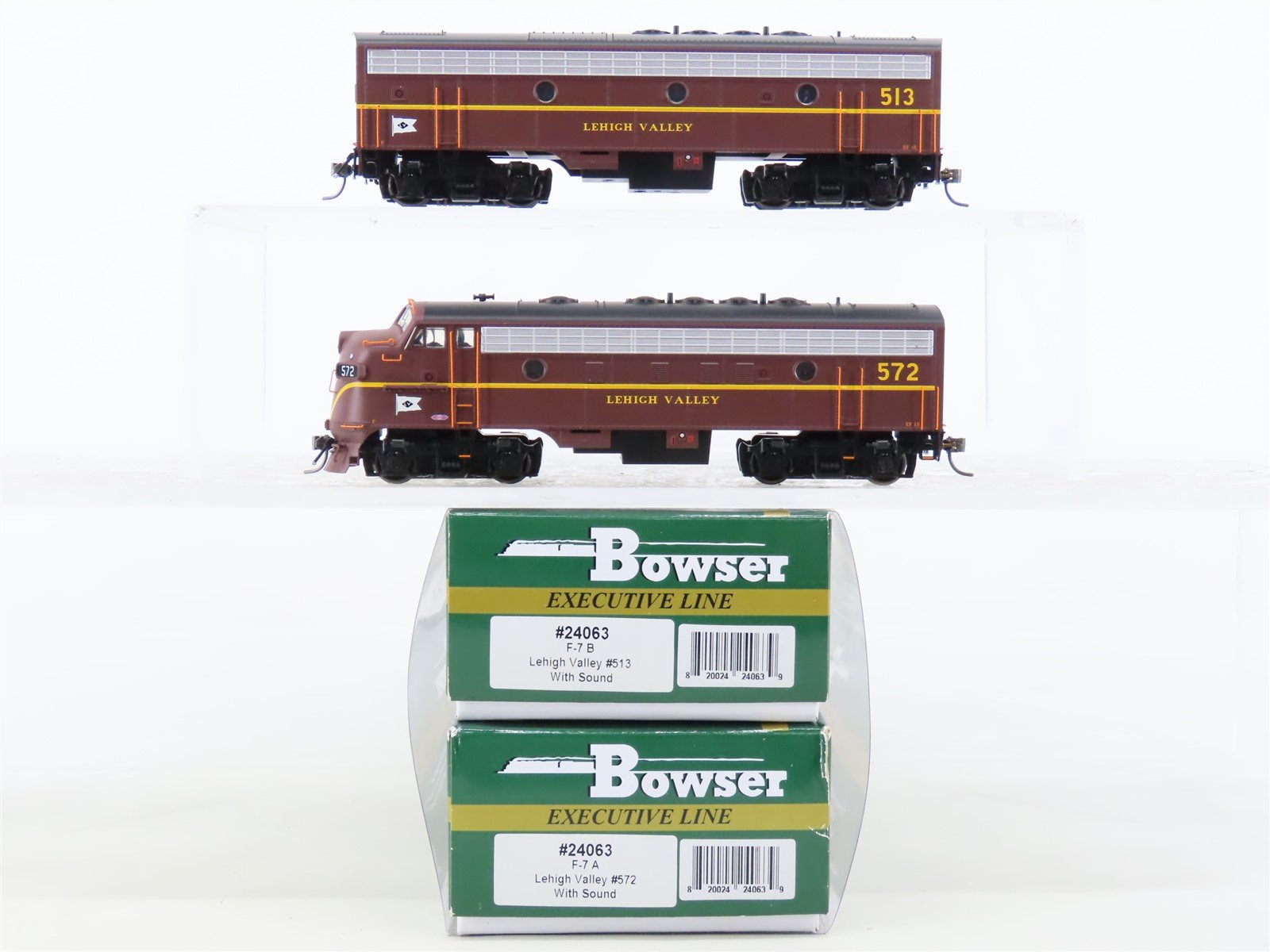 HO Scale Bowser 24063 LV Lehigh Valley F7 A/B Diesel Loco Set w/DCC & Sound