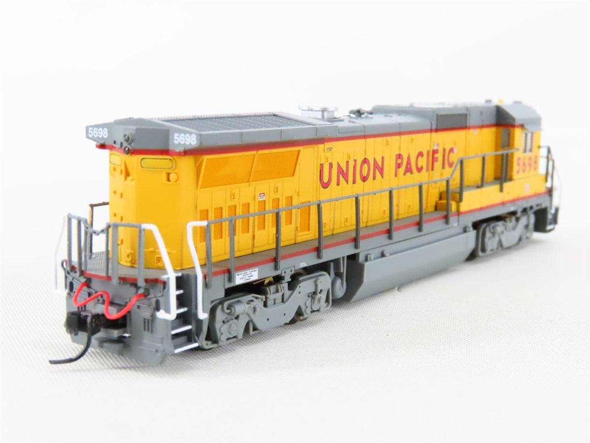 N Scale Atlas 48726 UP Union Pacific GE Dash 8-40B Diesel #5698 - DCC Ready