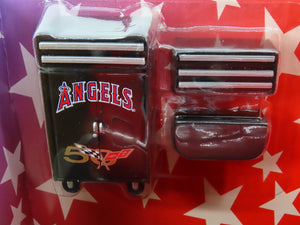 1:18 ERTL American Muscle Sports 33462 2002 Corvette ANGELS World Series Edition