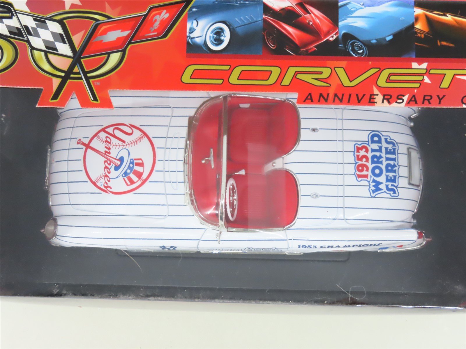 1:18 ERTL American Muscle Sports 33455 1953 Corvette YANKEES World Series