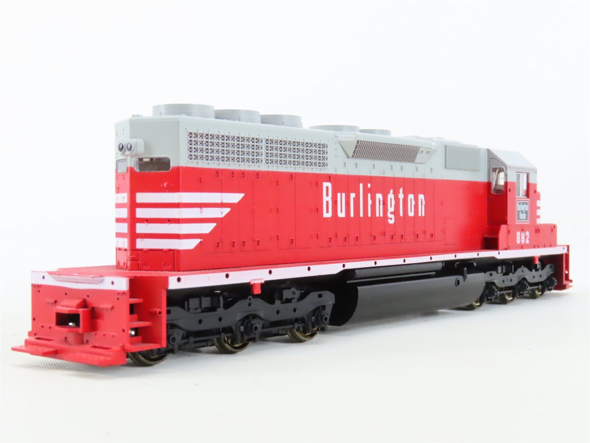 HO Scale KATO 37-01N CB&amp;Q Burlington Route EMD SD40 Diesel Locomotive #882