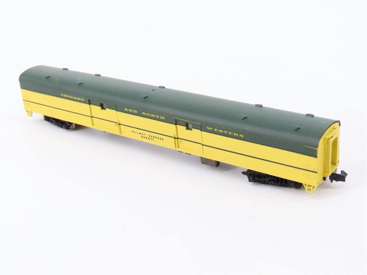 N Scale Con-Cor 0001-04081T CNW Chicago North Western Baggage Passenger Car