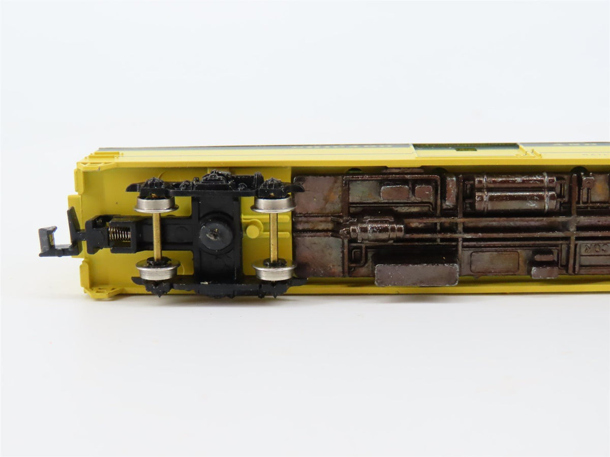 N Scale Con-Cor 0001-04081T CNW Chicago North Western Baggage Passenger Car