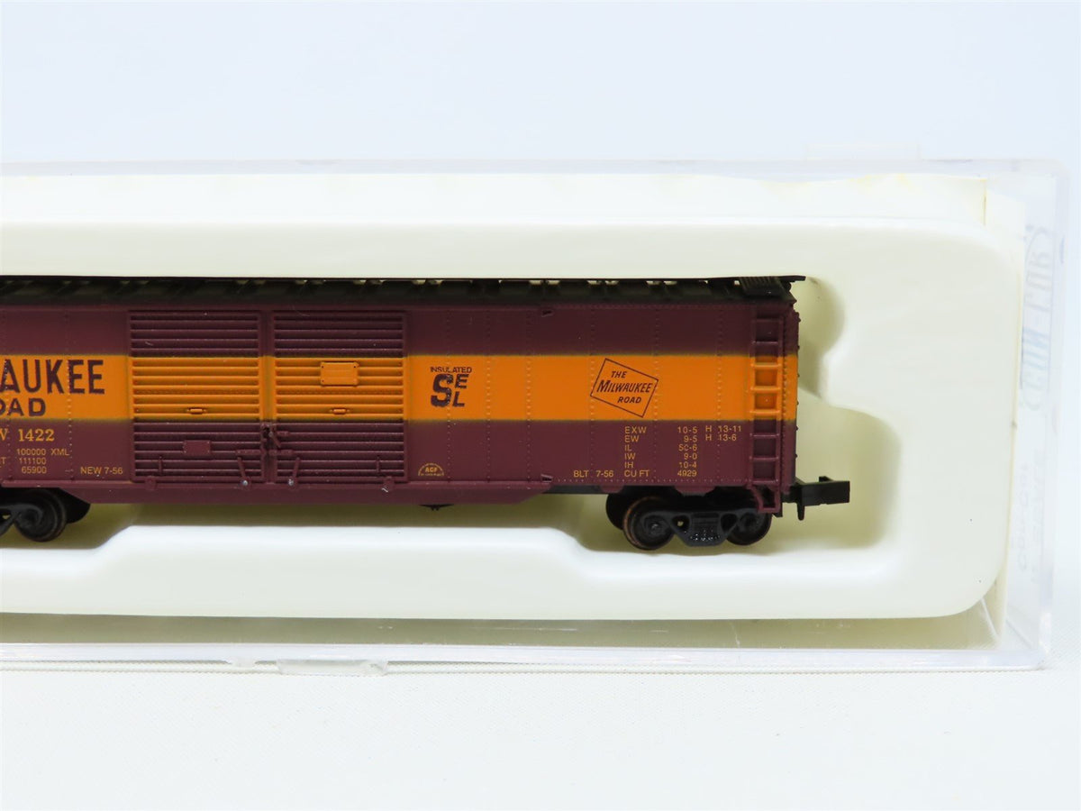 N Scale Con-Cor 0001-041206-5 MILW Milwaukee Road 50&#39; Double Door Box Car #1422