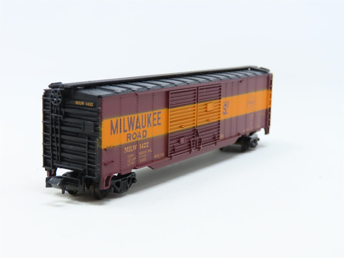 N Scale Con-Cor 0001-041206-5 MILW Milwaukee Road 50&#39; Double Door Box Car #1422