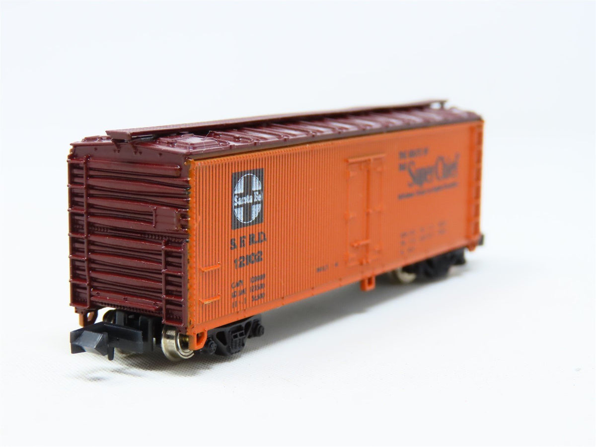 N Scale Con-Cor 1352E SFRD Santa Fe &quot;Super Chief&quot; 40&#39; Wood Reefer #12102