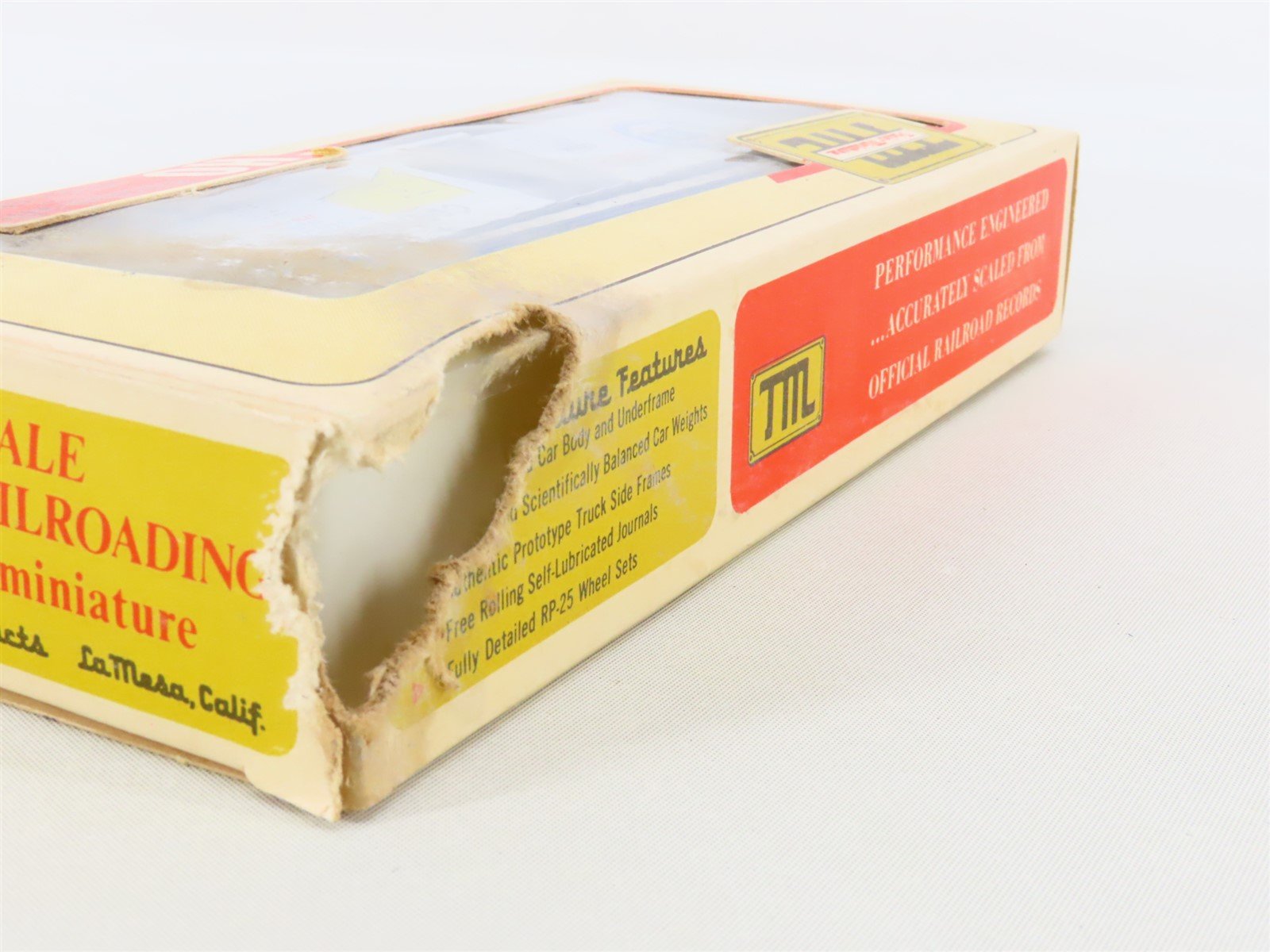 HO Scale Train-Miniature Kit 2016 CONN Connecticut Commemorative Boxcar #10105