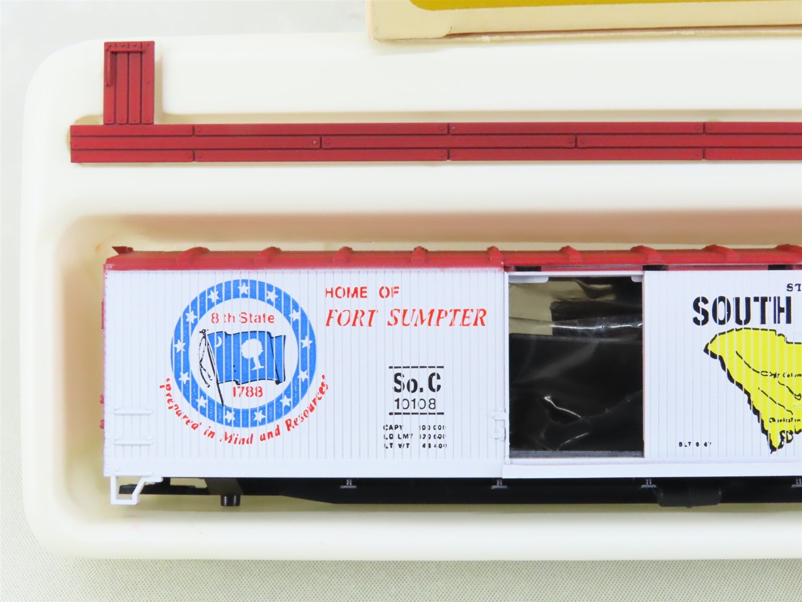 HO Scale Train-Miniature Kit 2024R SoC South Carolina Boxcar #10108