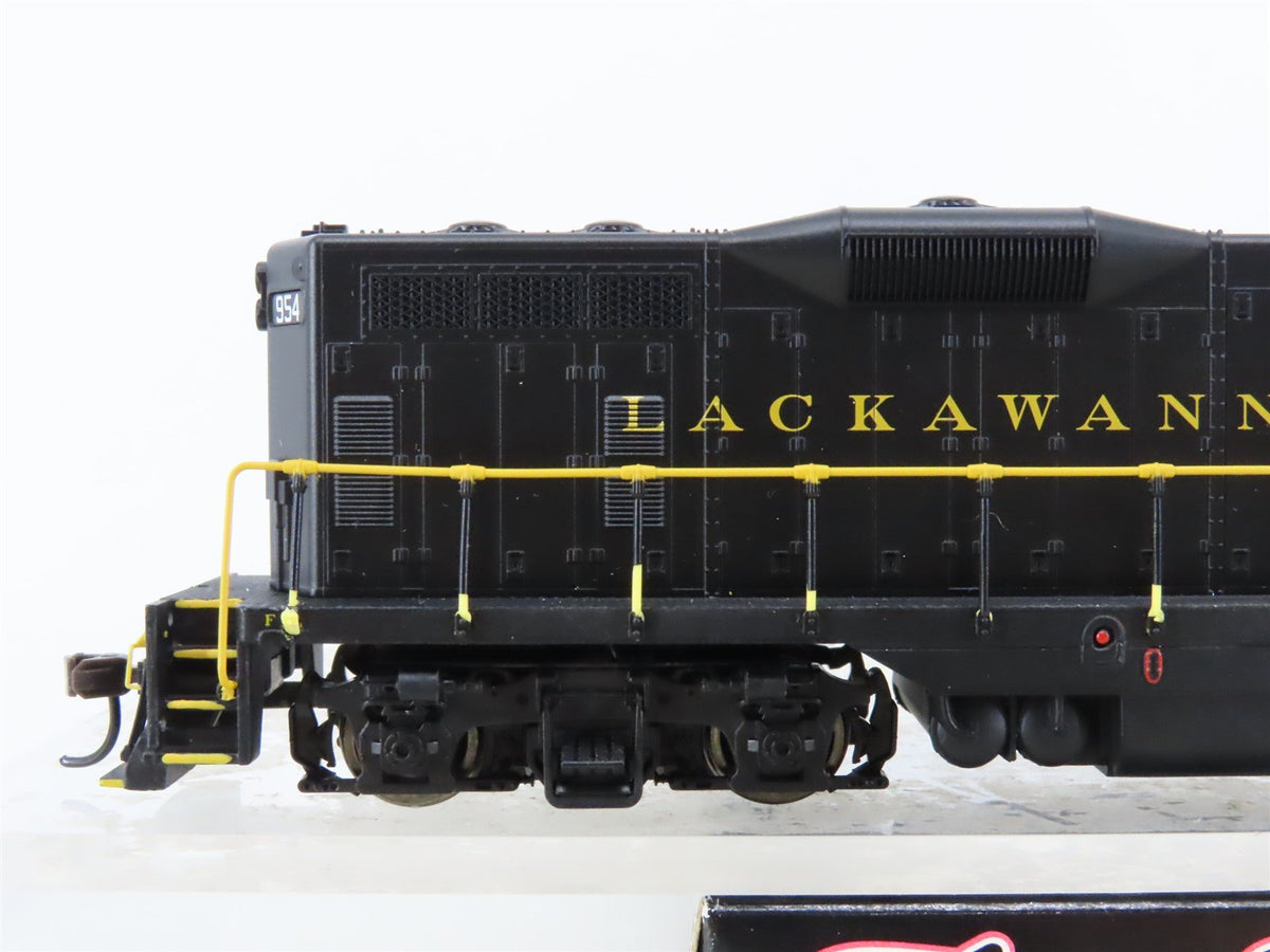 HO Scale Atlas Classic 8433 DL&amp;W Lackawanna EMD GP7 Diesel #954 - DCC Ready