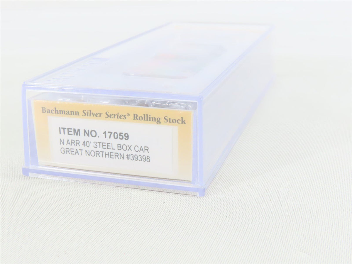 N Scale Bachmann Silver 17059 GN Great Northern 40&#39; Steel Box Car #39398