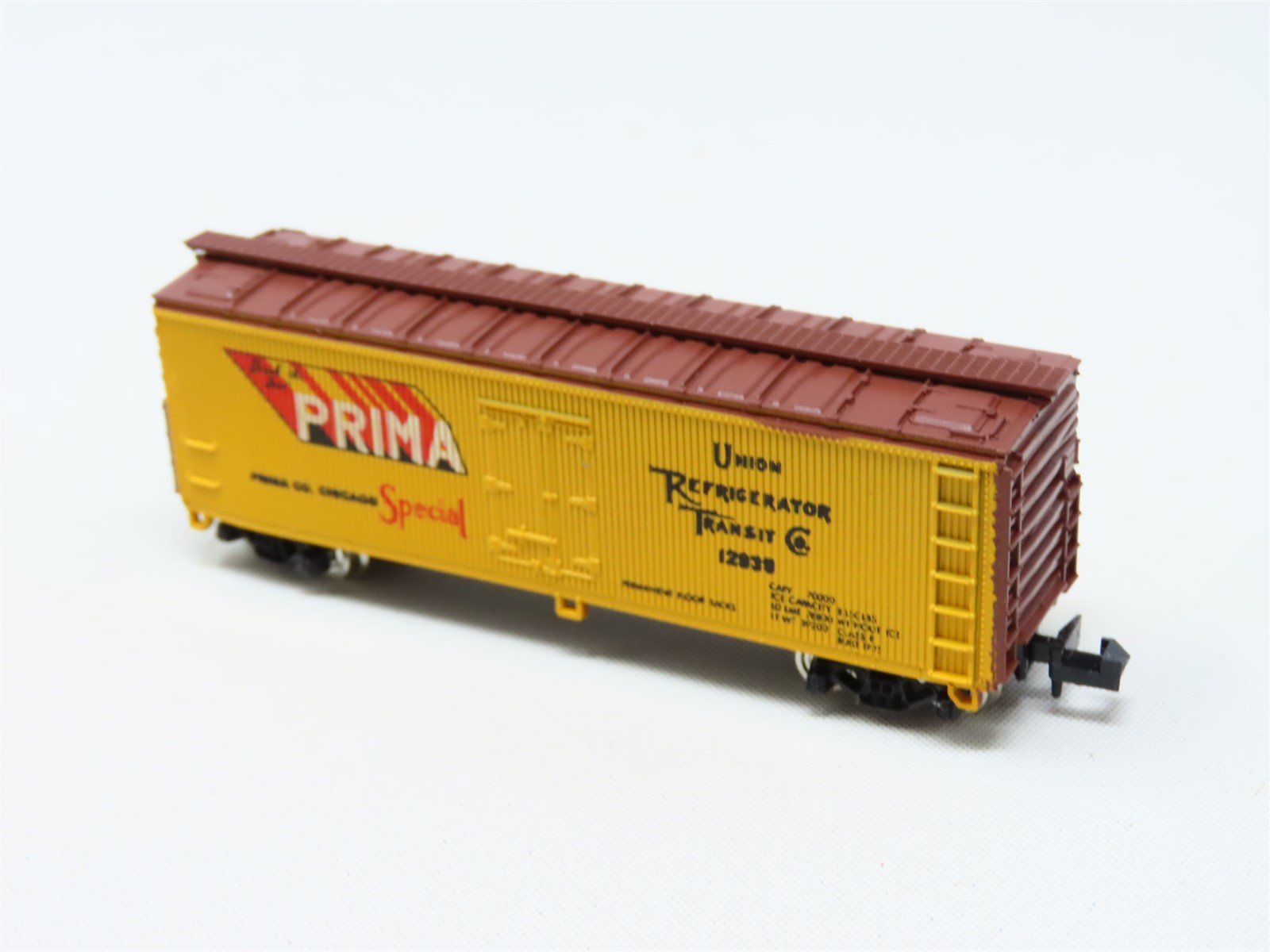 N Scale Con-Cor URTC Union Refrigerator Transit Co. Prima Wood Reefer #12939