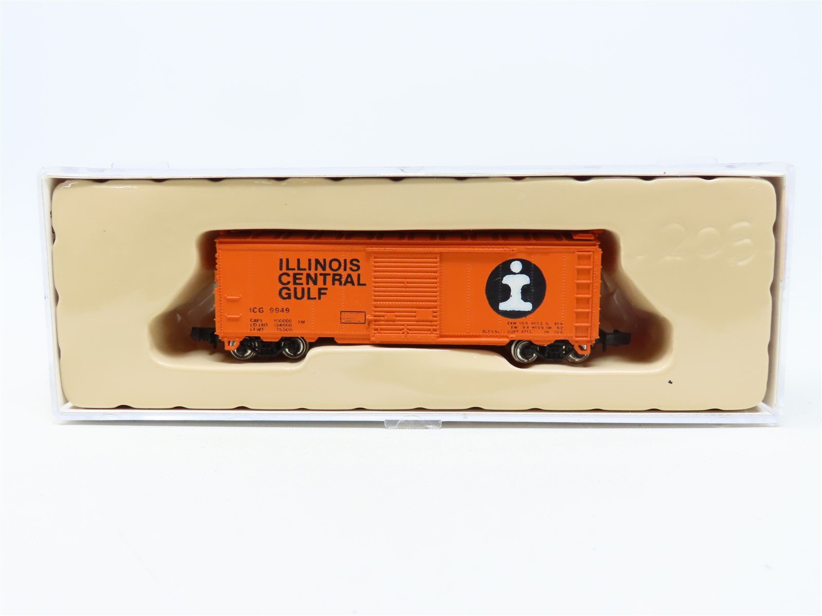 N Scale Con-Cor 0001-01004R ICG Illinois Central Gulf 40' Steel Boxcar #9949
