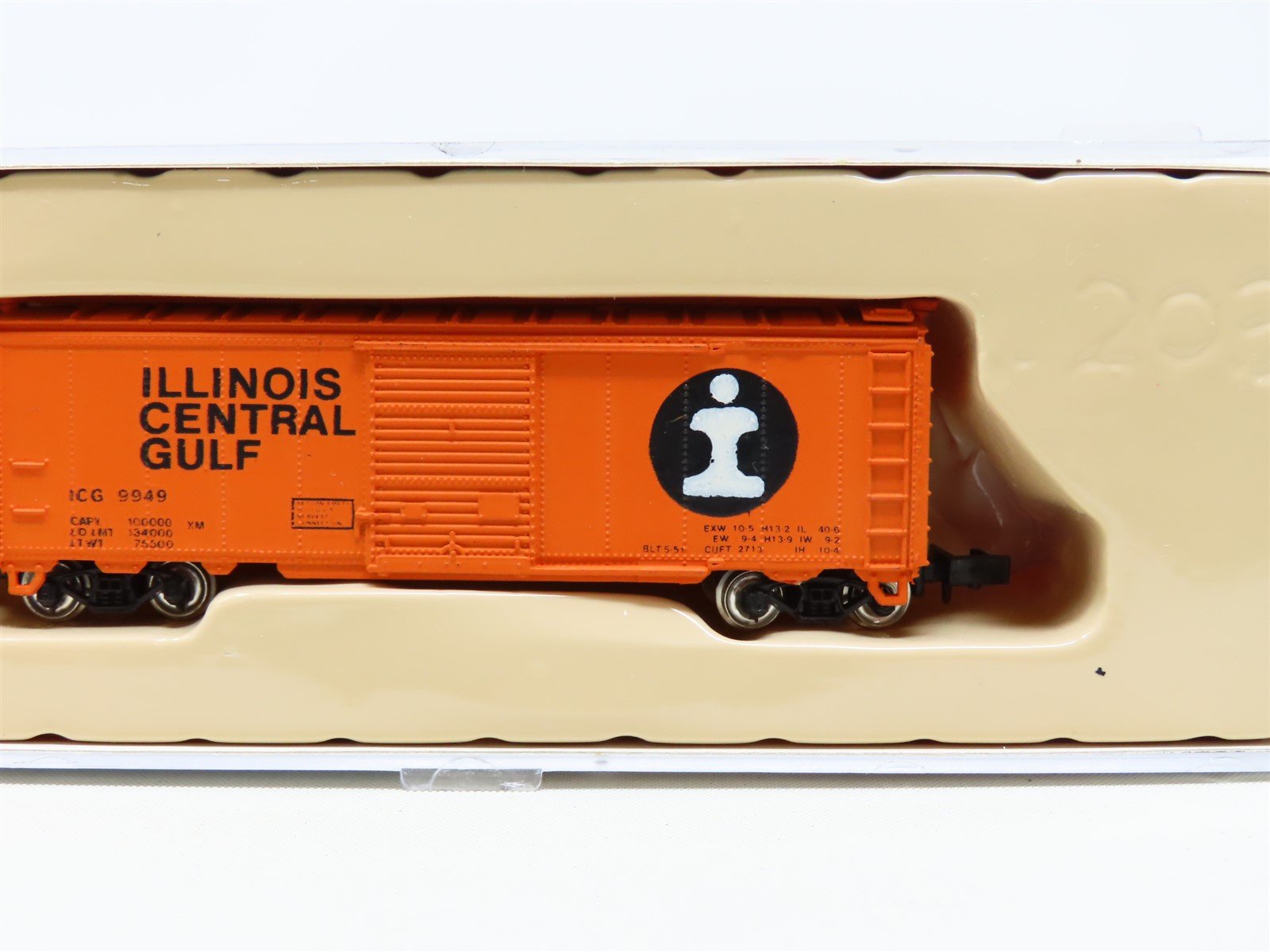 N Scale Con-Cor 0001-01004R ICG Illinois Central Gulf 40' Steel Boxcar #9949