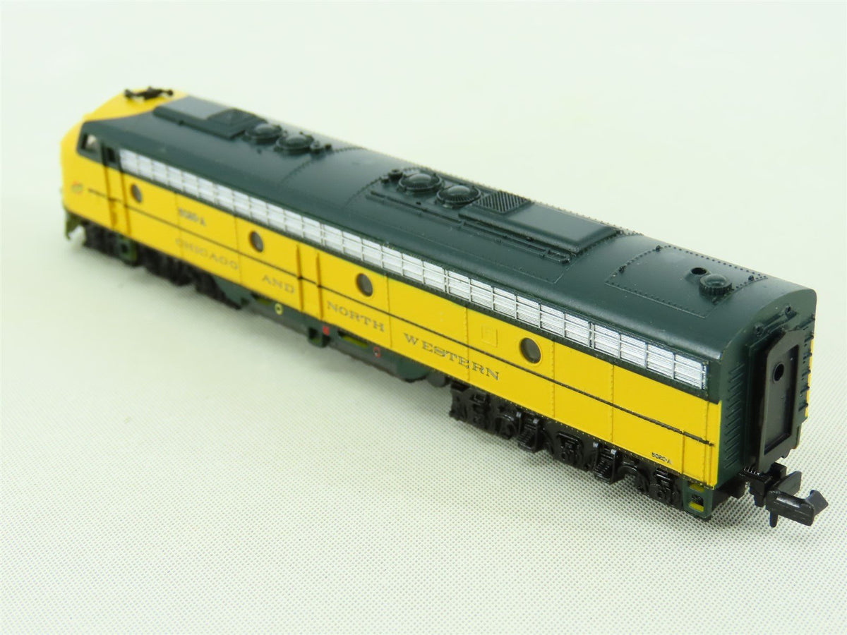 N Scale Life-Like 7162 CNW Chicago &amp; North Western EMD E8A Diesel #5023-A