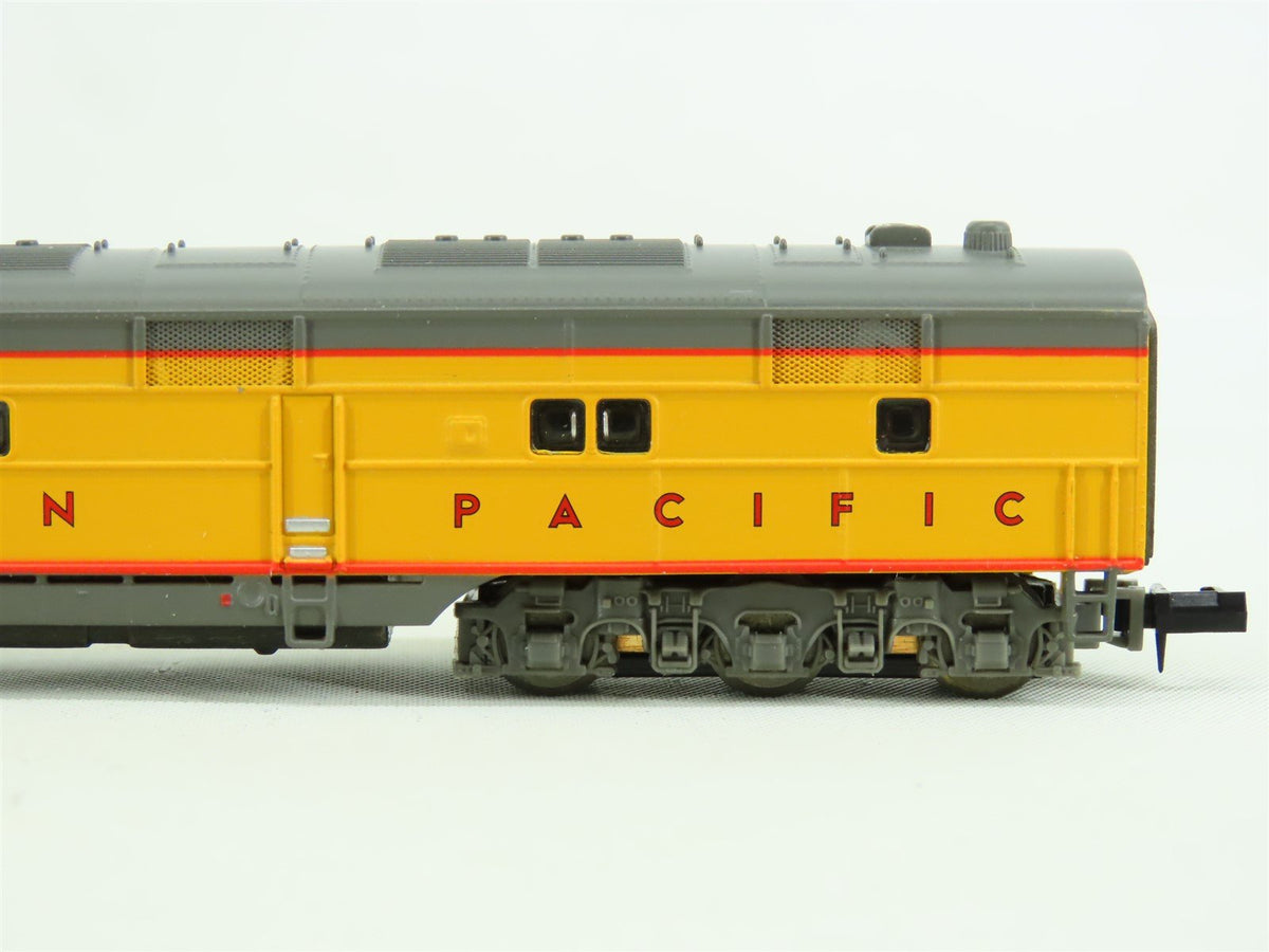 N Scale Life-Like 7363 UP Union Pacific EMD E6A/B Diesel Set #997/987C