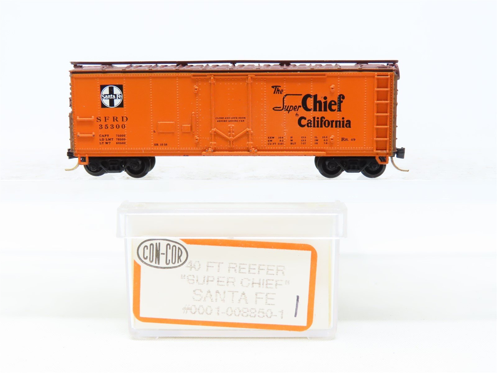 N Scale Con-Cor 0001-008850 SFRD Santa Fe "Super Chief" 40' Reefer Car #35300