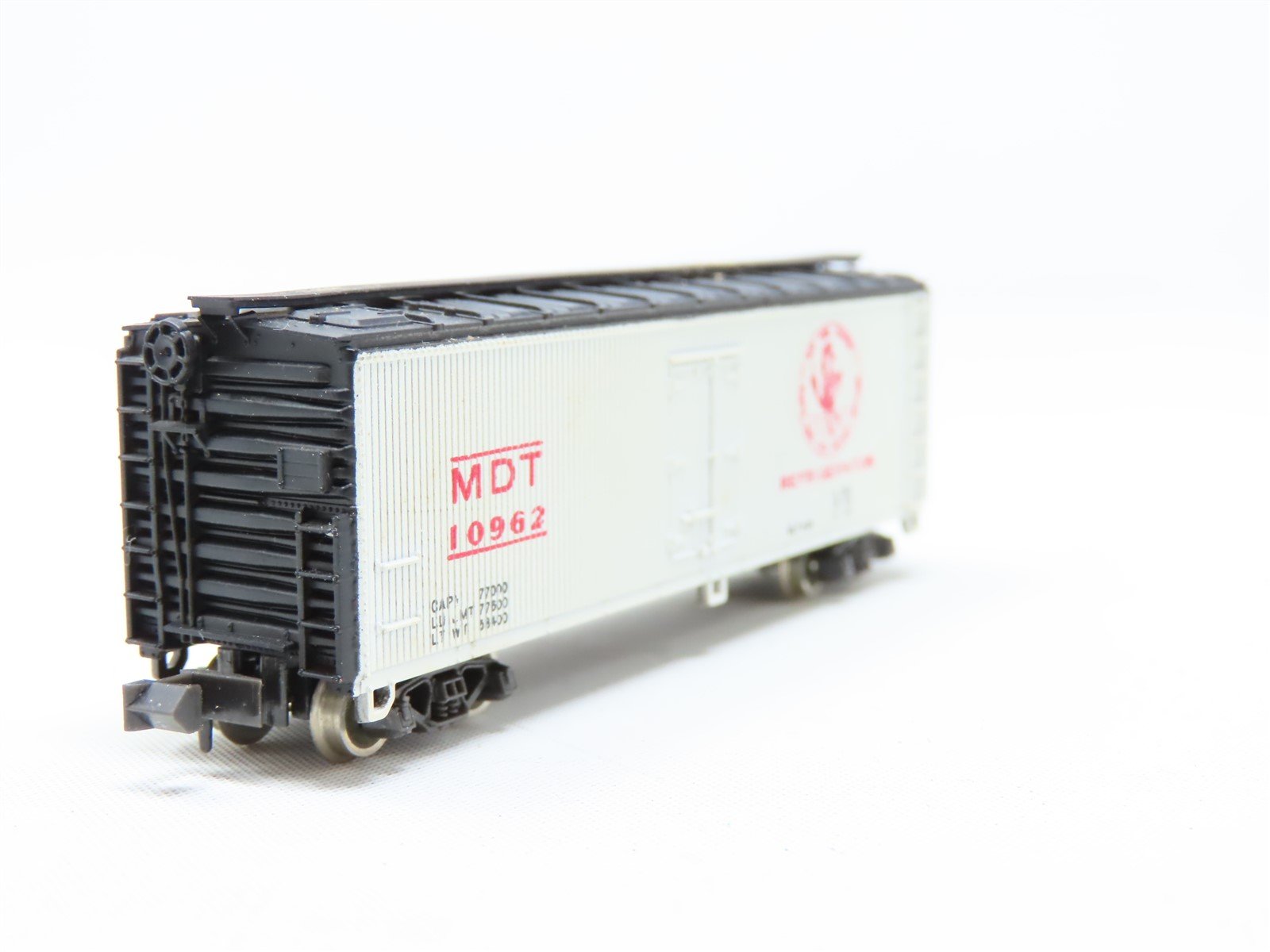 N Scale Con-Cor 1353 MDT New York Central Early Bird Service 40' Reefer #10962