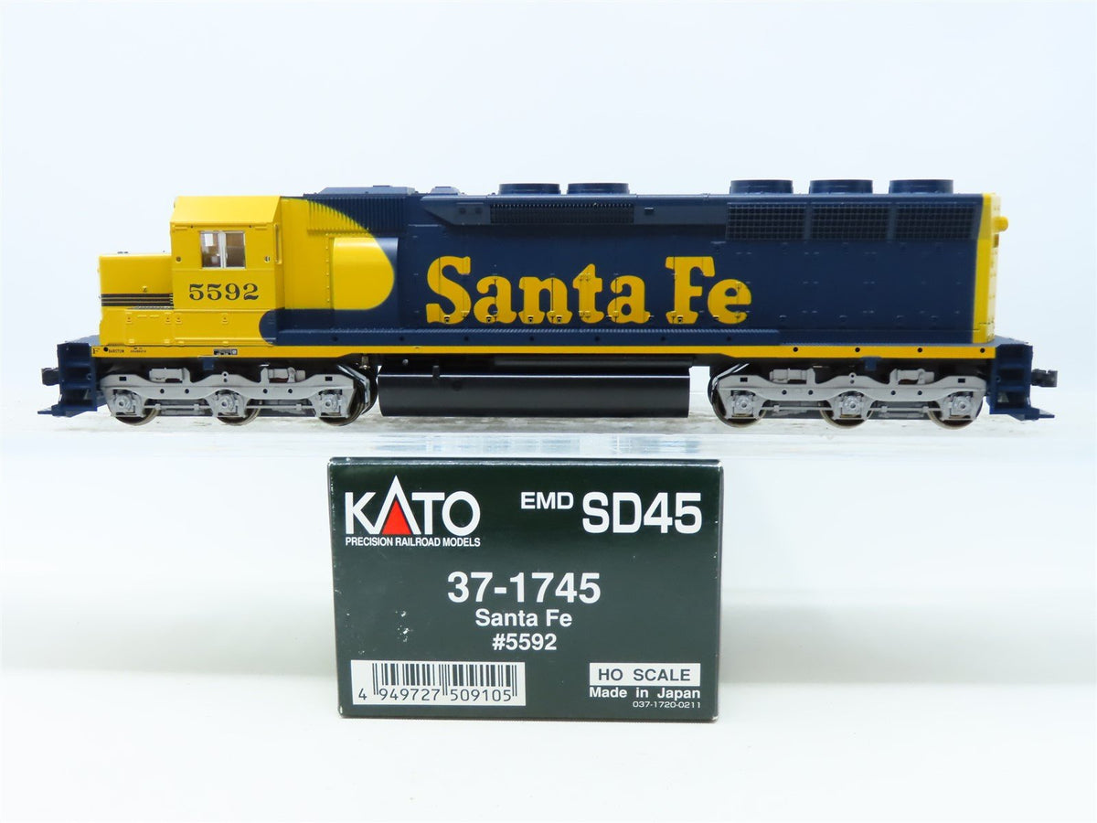 HO Scale KATO 37-1745 ATSF Santa Fe EMD SD45 Diesel #5592 - DCC Ready