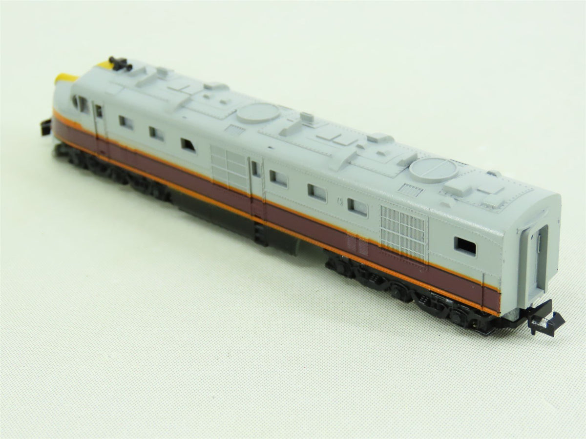 N Con-Cor Special Premiere MILW &quot;Olympian Hiawatha&quot; DL-109 Diesel Passenger Set