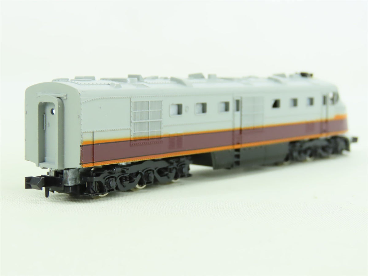 N Con-Cor Special Premiere MILW &quot;Olympian Hiawatha&quot; DL-109 Diesel Passenger Set