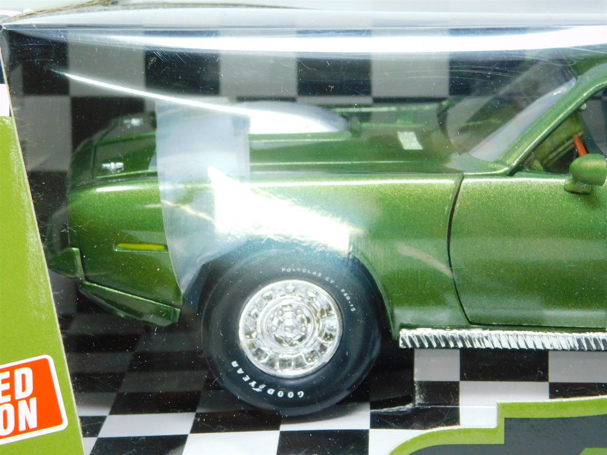 1:18 Scale ERTL American Muscle Diamond Collectibles 29057 1970 Hemi &#39;Cuda