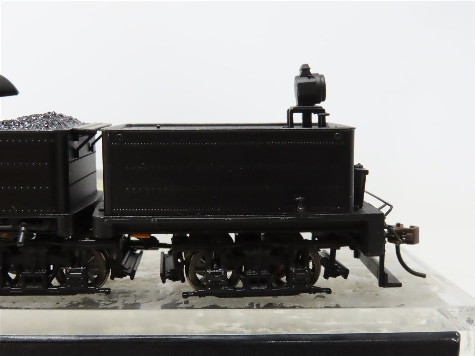HO Scale Bachmann 81901 Painted Unlettered 80-Ton Shay Steam Locomotive