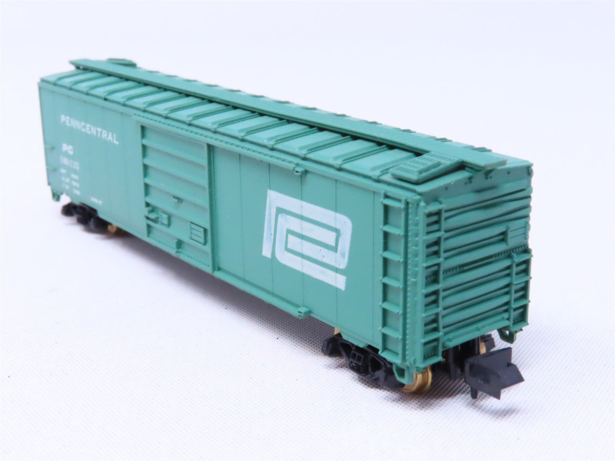 N Scale Con-Cor PC Penn Central 50&#39; Single Door Box Car #160125