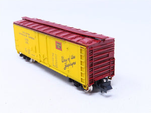 N Scale Con-Cor 1051-X BREX Burlington Route 40' Steel Reefer #74119